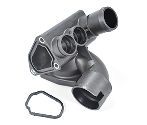 022121117CBRIDA TOMA DE AGUA (HOUSING O CAJA REGULADORA)GOLF / JETTA A3 (MK3) GTI VR6 (93-99) 2.8 LITROS 6 CILINDROS, PASSAT (94-97) VR6 2.8 LITROS 6 CILINDROS, GOLF / JETTA A4 (MK4) (99-00), EUROVAN T4 (00-05) 2.8 LITROS 6 CILINDROS, CORRADO (93-95 2 SALIDAS – 2 BULBOS022121117C